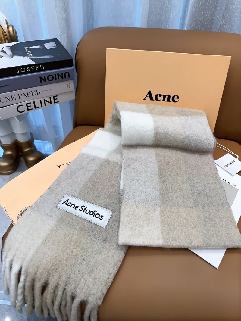 Acne Scarf